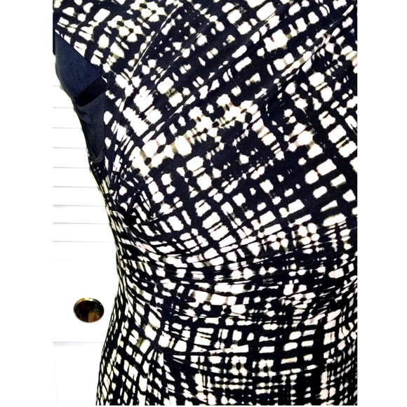 SLEEVELESS DRESS - Picture 6 of 7